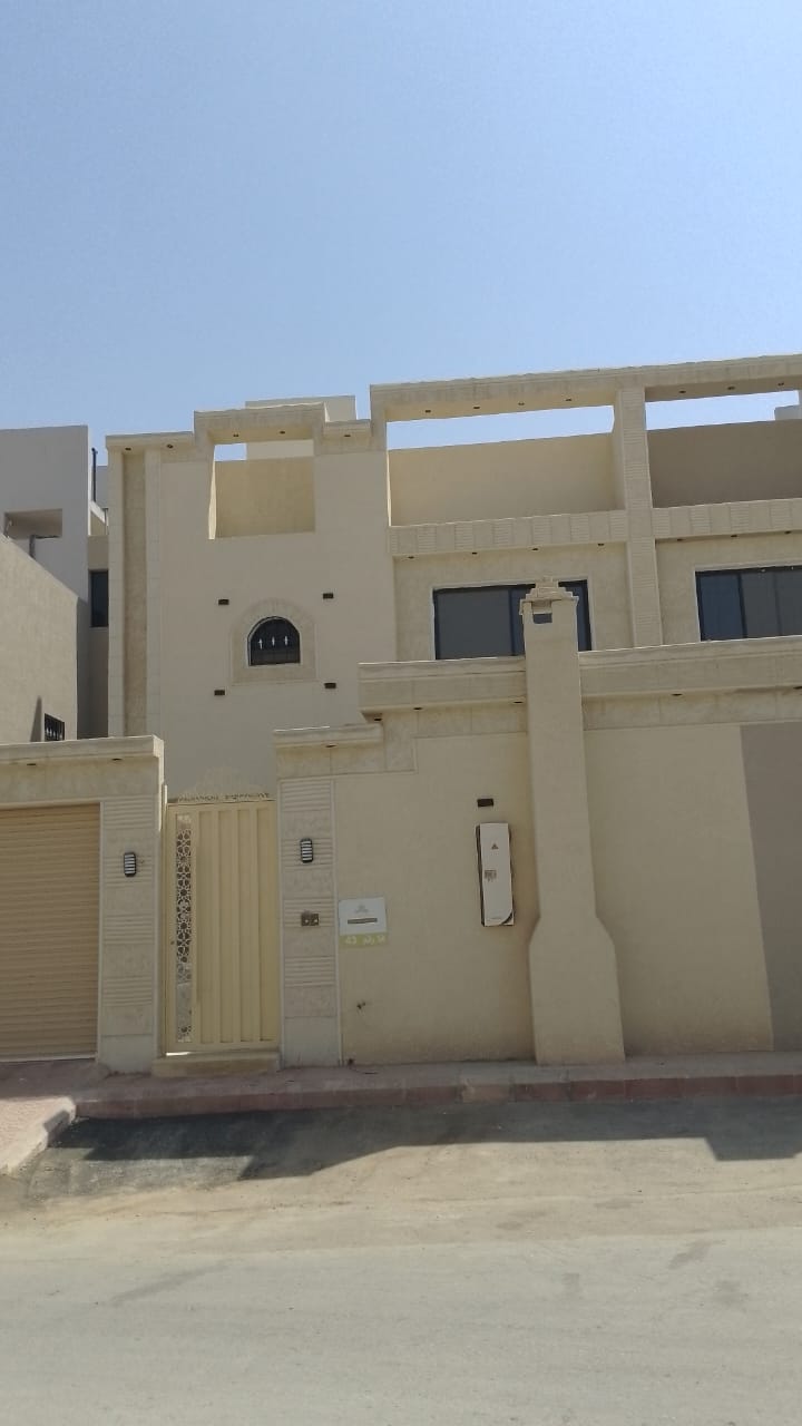 WhatsApp Image 2025-10-19 at 12.02.28 (2)